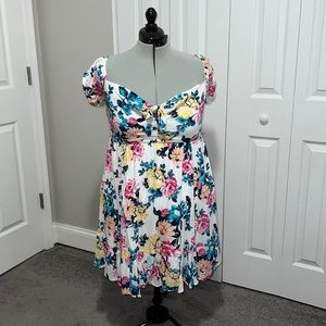 Torrid size 00 off shoulder floral gauze summer flowy dress